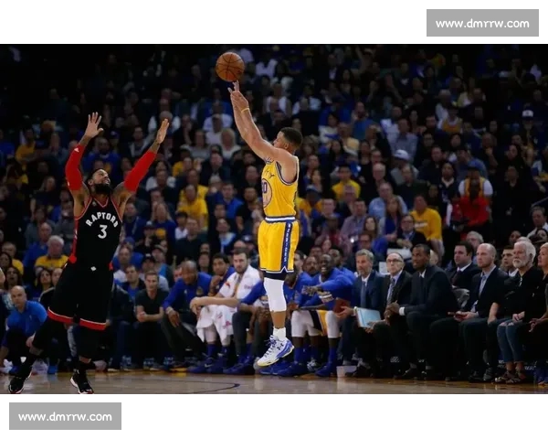 篮球数据解析与预测：全面分析球员表现、战术趋势与赛季走势